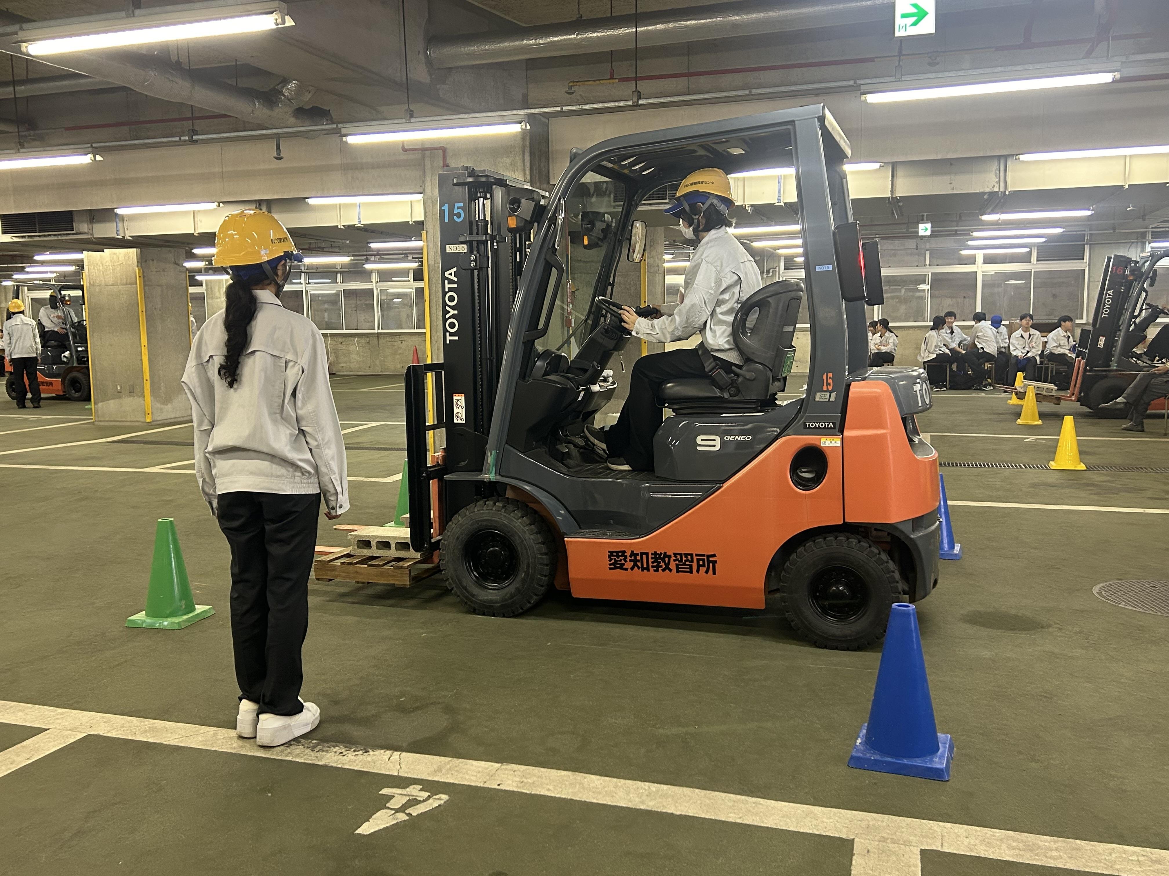 フォークリフト研修